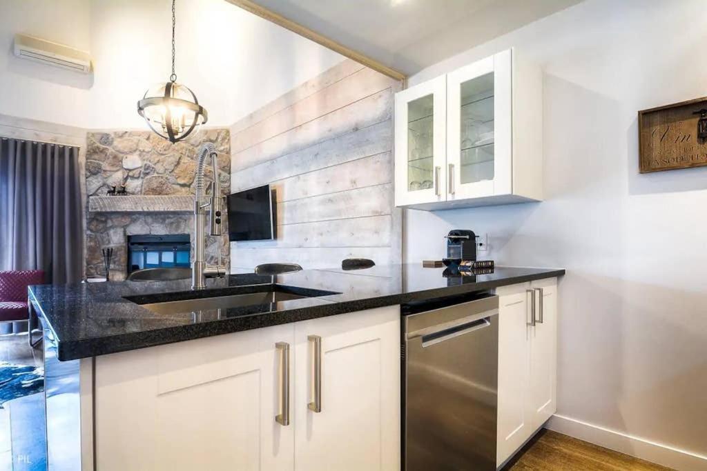 Amazing Lakemountain View 5Min To Tremblant439 Mont-Tremblant Exterior photo